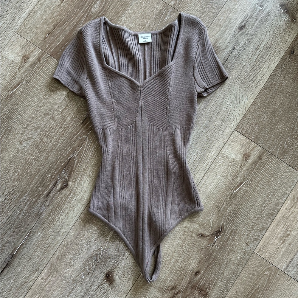 Abercrombie & Fitch Ribbed Body Suit
